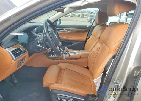 2017 BMW 740 Xi z USA, uszkodzony, nr VIN WBA7E4C52HGU99379